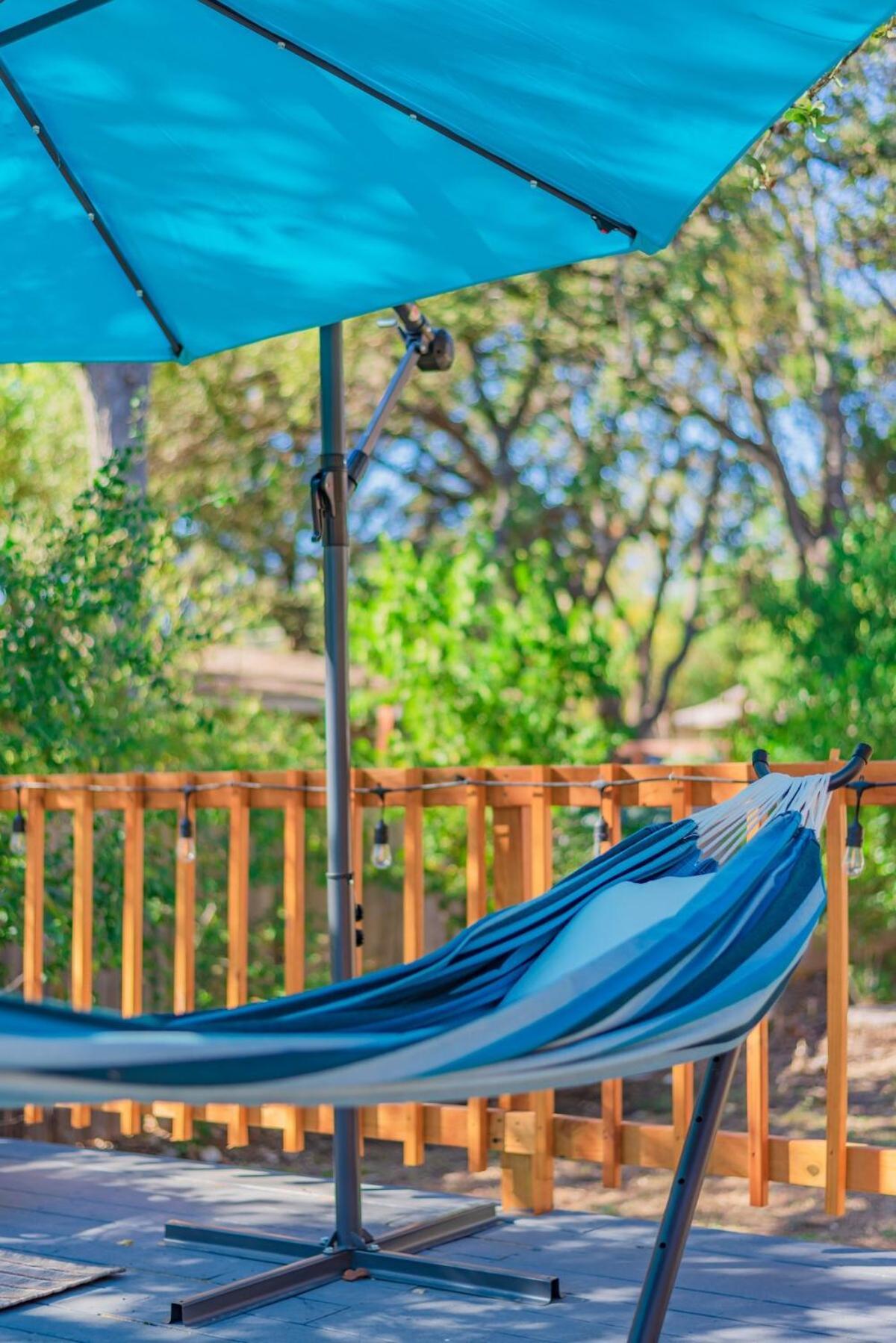 Texas Vacation Home, Game Room & Pool By Sixflags Σαν Αντόνιο Εξωτερικό φωτογραφία