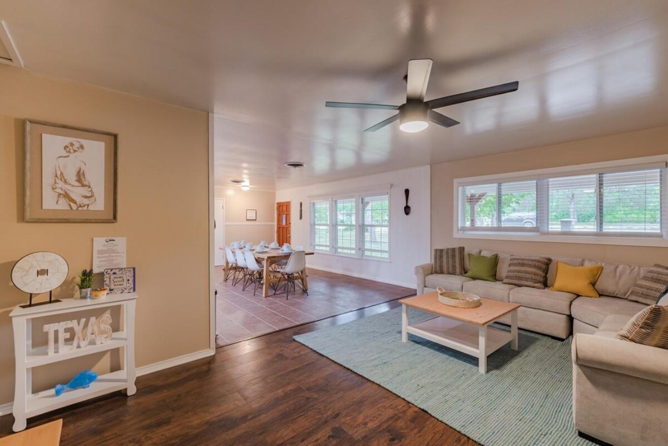 Texas Vacation Home, Game Room & Pool By Sixflags Σαν Αντόνιο Εξωτερικό φωτογραφία